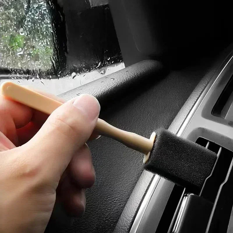 Foam Detailing Brush